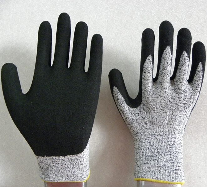 cut-resistant gloves sandy palm